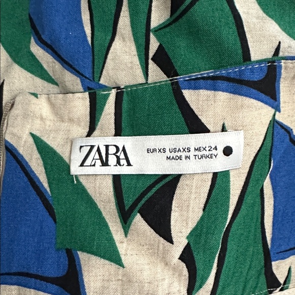 Zara Set - Picture 4 of 5